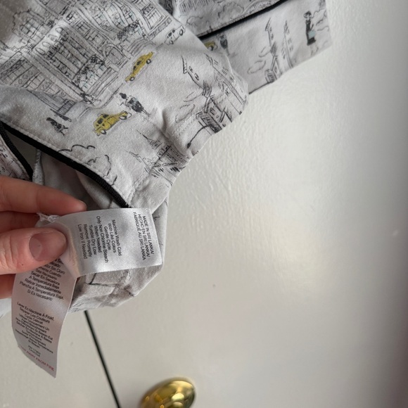 BedHead Pajamas City Print PJ Top Only Women’s Size XL - Picture 10 of 13